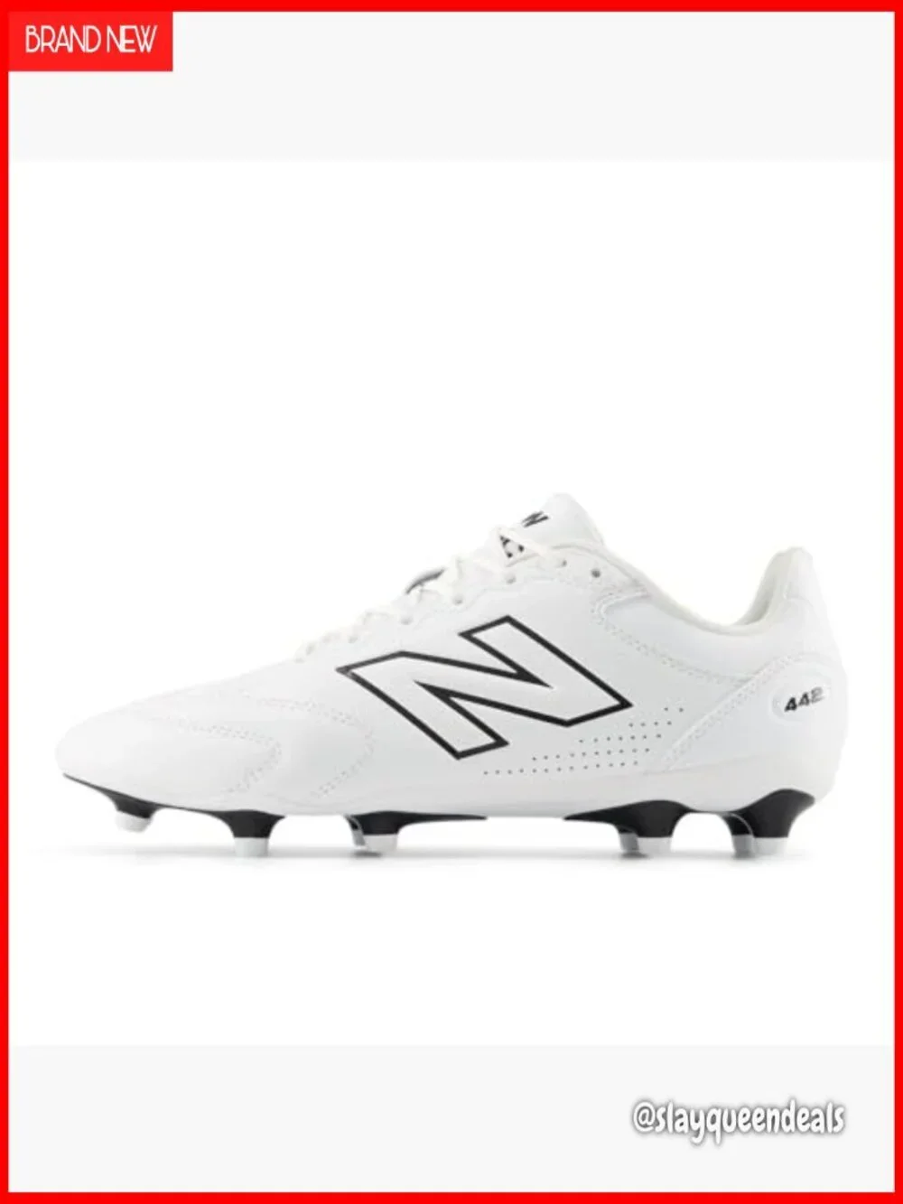 Low Top Soccer Shoes, Lace-Up Athletic Sneakers, Rubber Sole